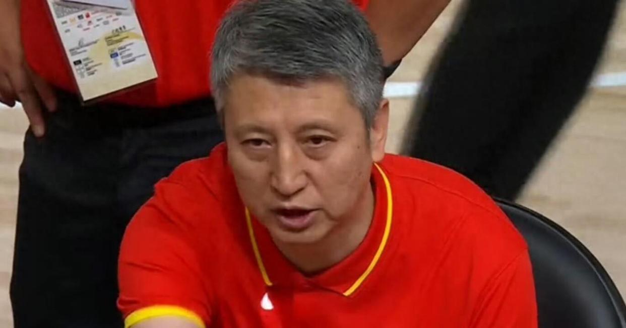 中国男篮70-79不敌伊朗 郭士强赛后回应引争议