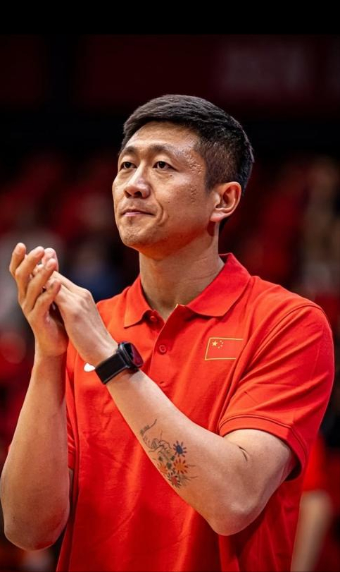 朱彦硕：中国男篮不应贸然换帅 李昂或成灾难 郭士强需带队打完世预赛