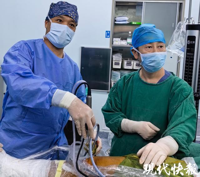 22岁苏超球员前交叉韧带二次断裂，术后10天恢复跑跳
