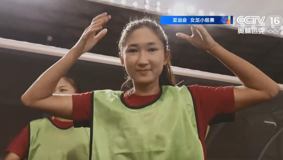 中国女足5-1菲律宾女足,王妍雯戴帽助球队小组头名出线