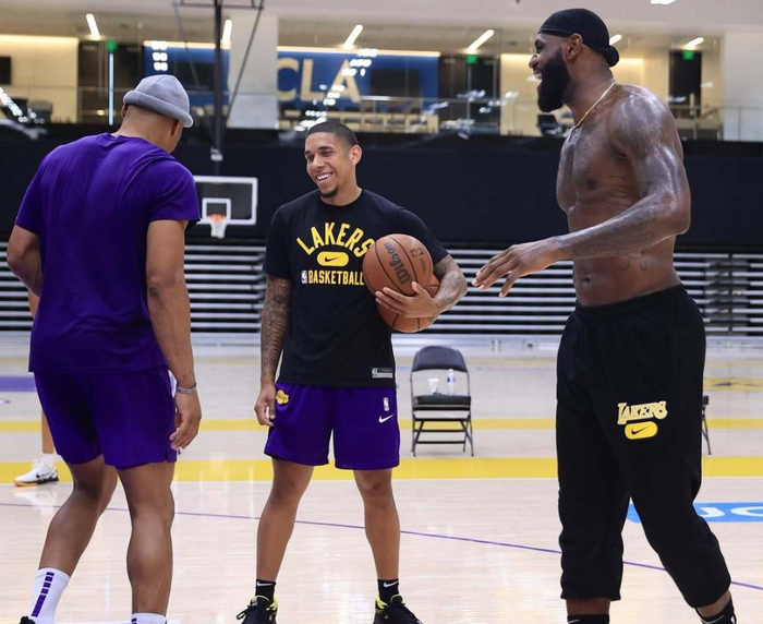 中国男篮仅给NBA训练师15分钟指导时间 冈萨雷斯曾指导詹姆斯威少