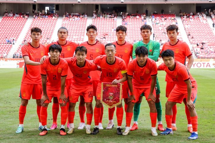 李昊5次扑救助中国U23战平阿联酋,小组第一出线