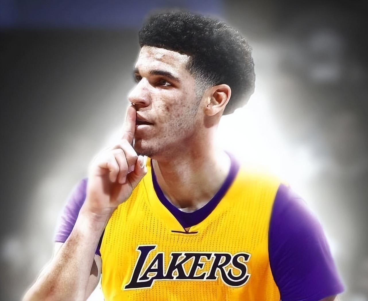 28岁天才榜眼郎佐鲍尔9年NBA生涯仅打322场，0场季后赛