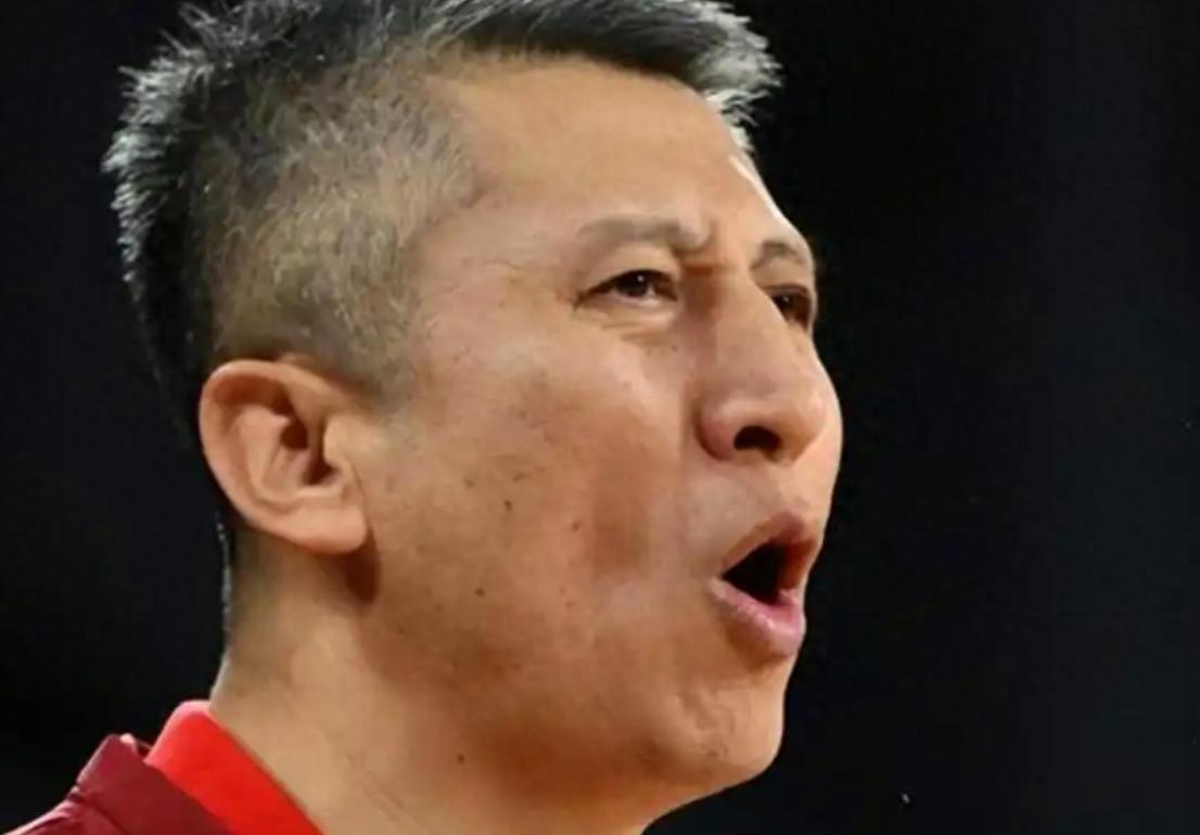 郭士强赛后坦言中国男篮需系统性改革,亚运会两连败暴露深层问题