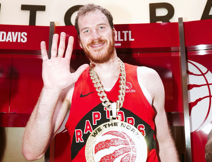 4年1.036亿美金!场均仅7分+6篮板!NBA新赛季最垃圾合同
