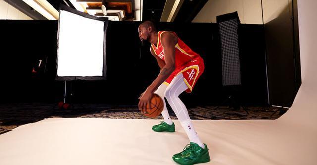 杜兰特:没有考虑退役 火箭或成NBA生涯最后一站