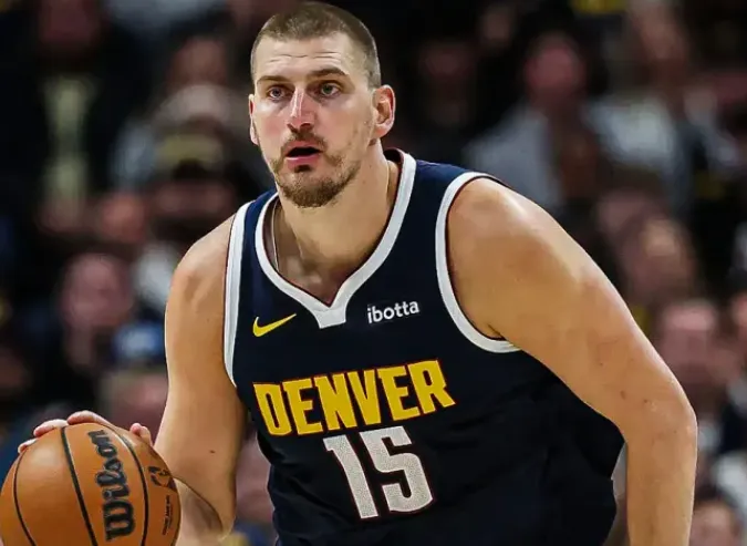 约基奇连续三年登顶NBA百大球员 三分球命中率成新赛季最大疑问