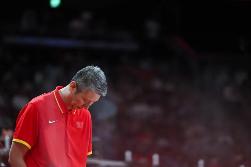 亚运会乒乓球男团决赛中国2-3日本，男篮半决赛77-97不敌日本