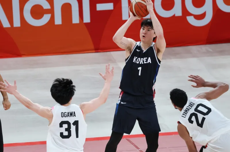 李贤重放弃日本B联赛千万年薪，选择签约NBA开拓者Exhibit 10合同