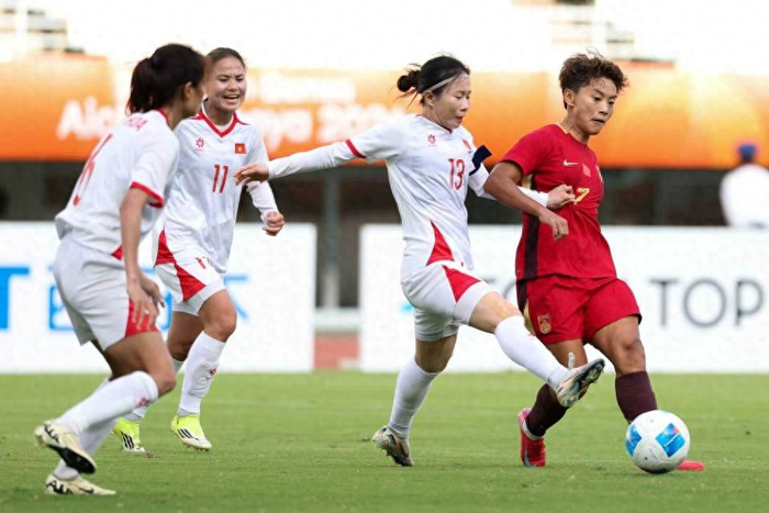 王霜加时赛破门！中国女足1比0越南女足，亚运会第15球，射手榜第4