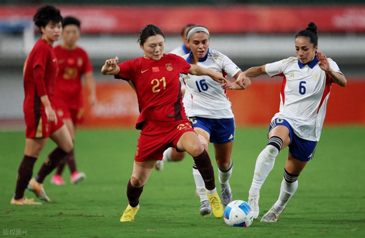 中国女足1-0越南惊险晋级，半决赛迎战朝鲜；日本韩国大胜晋级