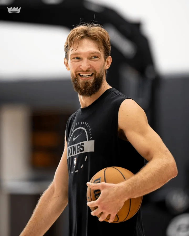 NBA国王队晒训练照：2025-26赛季战绩22胜60负