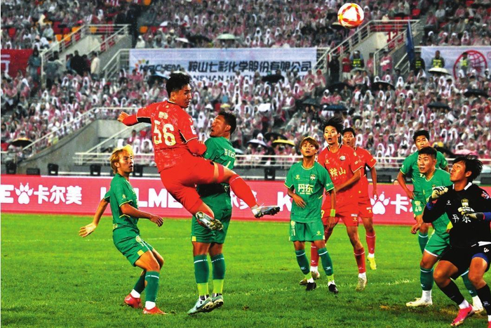中秋之夜辽超揭幕战:鞍山队1-0丹东队