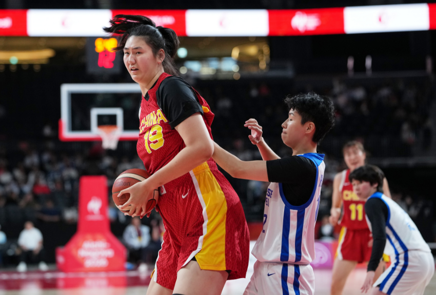 中国女篮77-64战胜中国台北 陈明伶20分张子宇14分