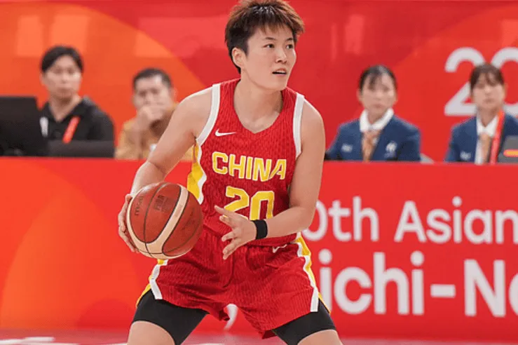 中国女篮孙宇亚运会4场贡献8.3分1.8篮板2助攻