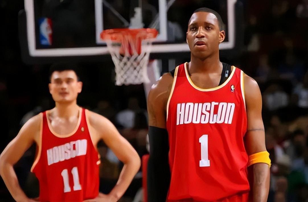 2005年NBA季后赛火箭队2:0领先被小牛逆转，抢七惨败40分