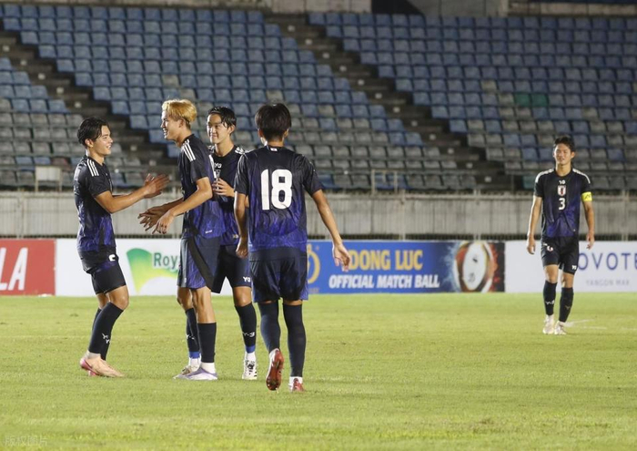 日本U23队0-1朝鲜U23队 亚运男足四强全部诞生