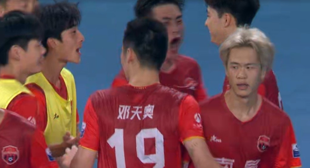 南昌2-1九江夺得赣超冠军，夏威夷点射，邓天奥、方亮破门