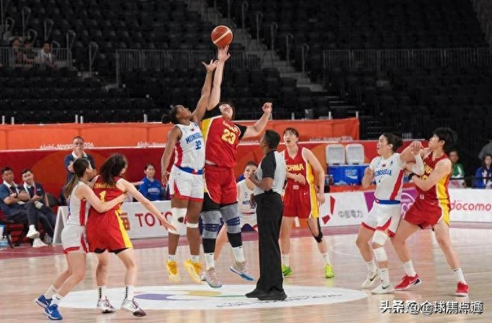 中国女篮89-63大胜蒙古国，张子宇20分9篮板成最大功臣