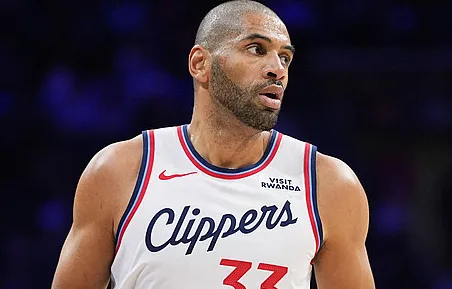 德雷蒙德-格林：巴图姆NBA生涯圆满收官，18年职业生涯堪称伟大