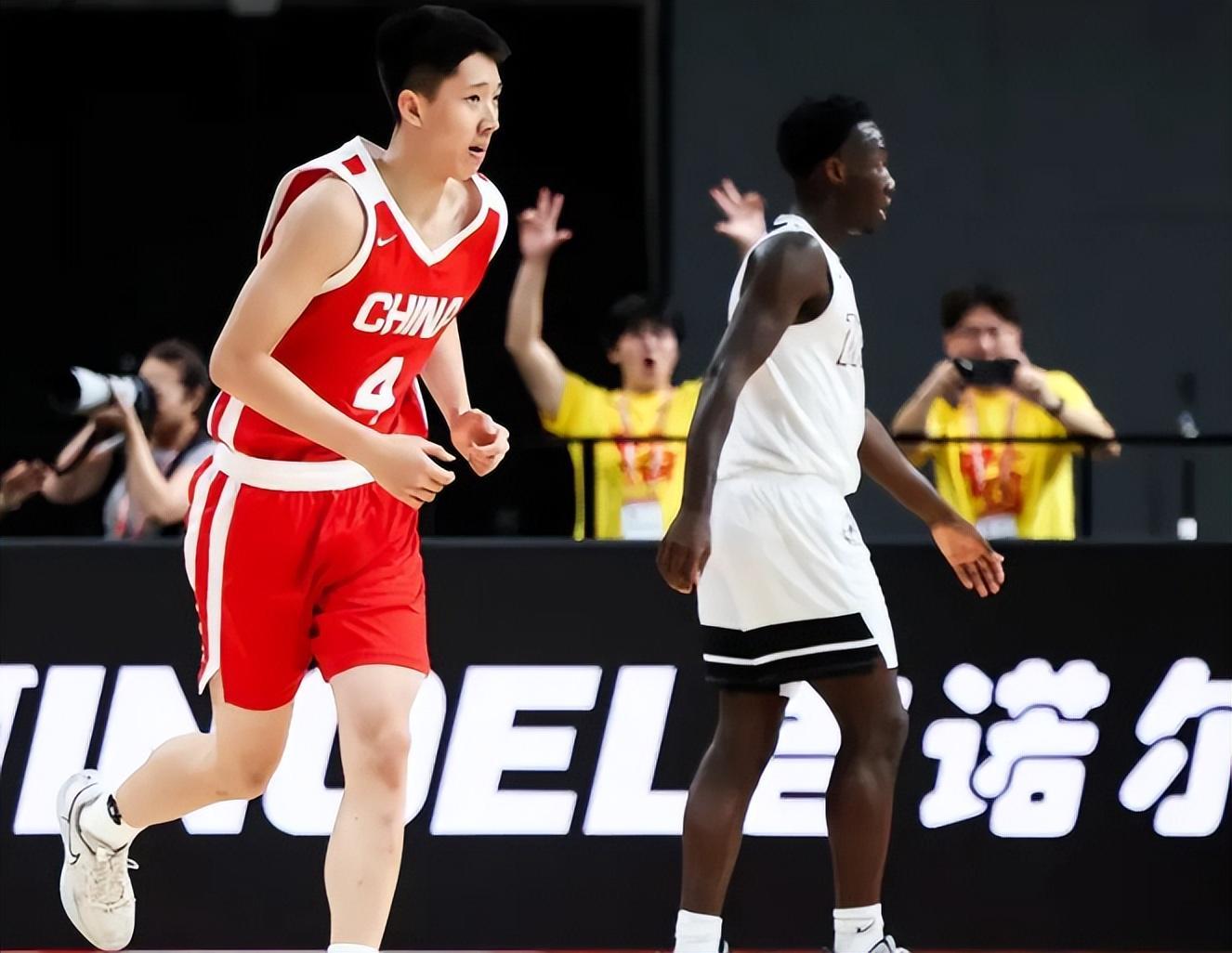 清华附中76-78不敌广厦青年队 张宇辰三分11中1遭严防