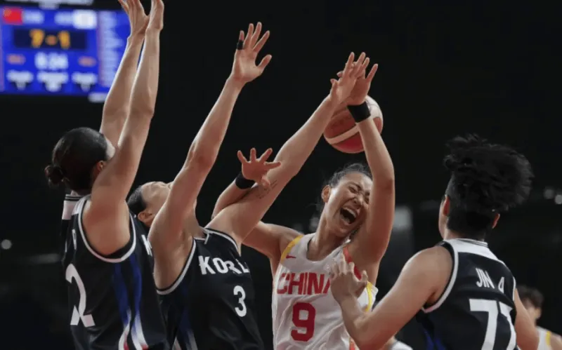 湖报体育:中国篮协负责人要求女篮队员退回企业慰问红包