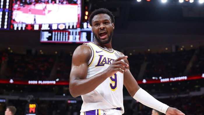 NBA新赛季开打之前，布朗尼・詹姆斯安全，不在湖人裁员名单之内