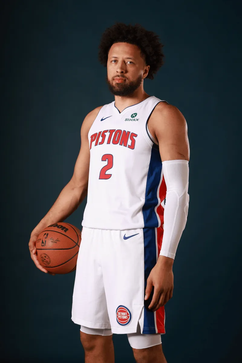 NBA官方晒出坎宁安新赛季定妆照：对他第6个赛季有什么期待