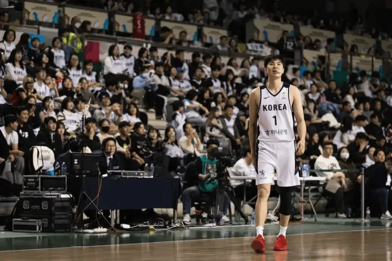 李贤重将赴NBA发展联盟球队报到,需回国处理手续确保不中断赛季
