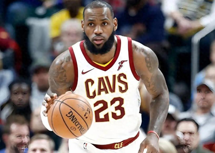 现役NBA值得立雕像的6大球星：詹姆斯、库里上榜，杜兰特落选