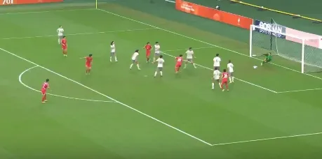 明有成禁区扫射破门 中国队0-2落后朝鲜