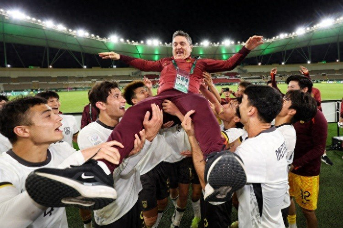 U23国足将战亚运会半决赛，冲击52年未夺金魔咒