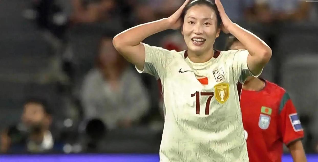 中国女足0-2不敌朝鲜无缘决赛 将于10月2日争夺铜牌