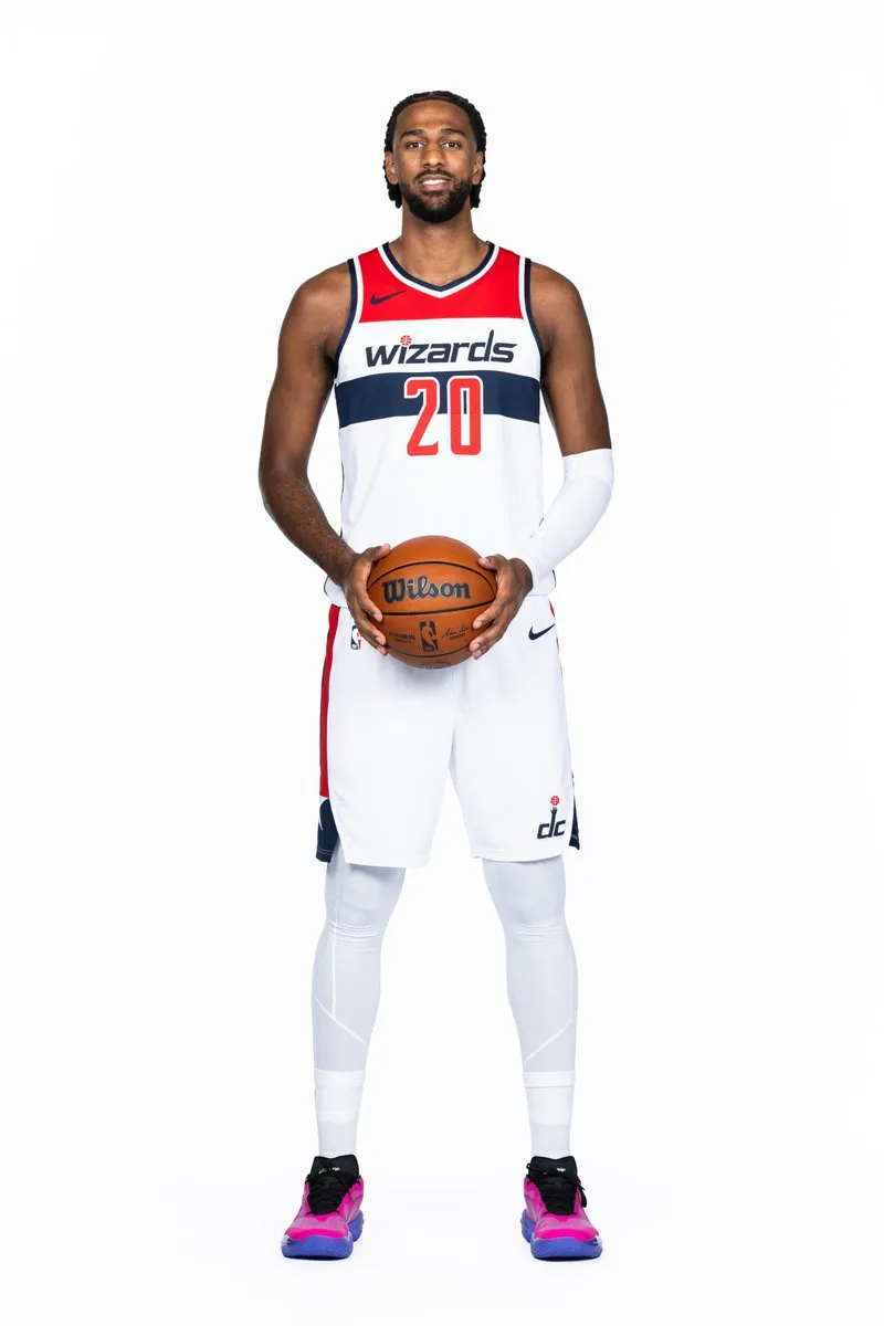 NBA官方：生涯第三年的亚历山大-萨尔将大有可为