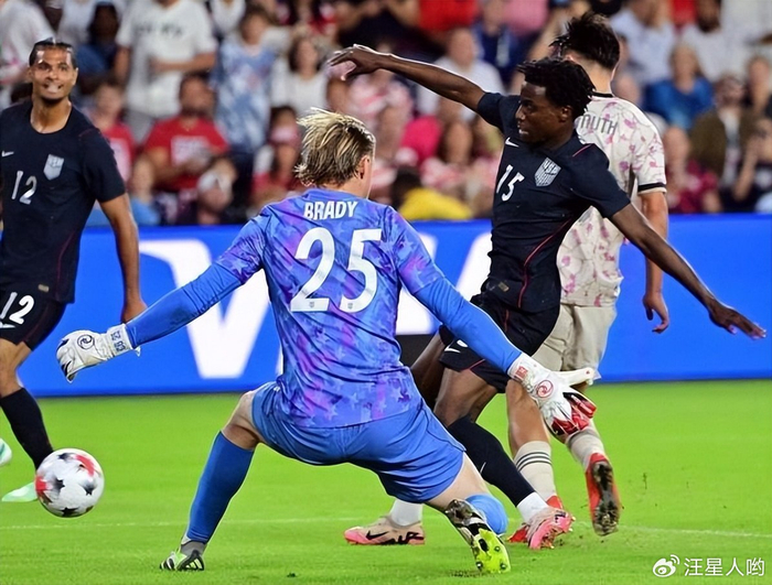 美国队4-2逆转智利,上半场梦游下半场脱胎换骨