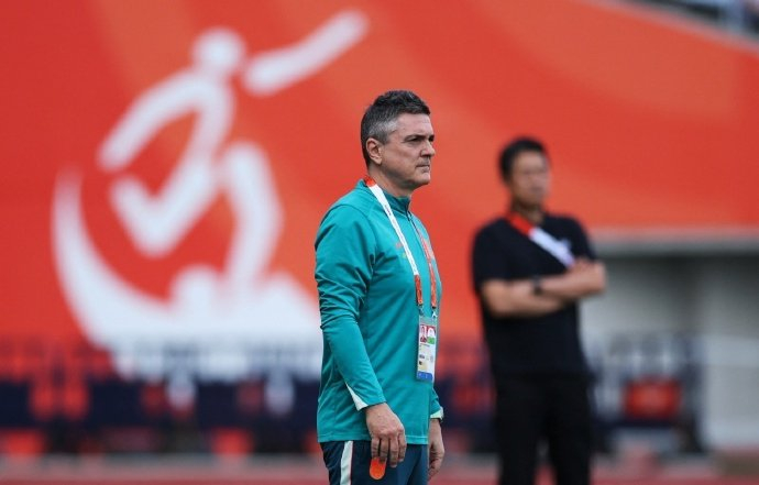 U23主帅安东尼奥回应韩国疑似逃点 比赛已结束翻篇