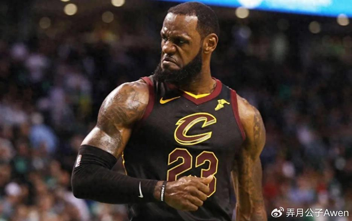 美媒评NBA历史15大巨星，詹姆斯垫底，库里第10，科比第3力压邓肯