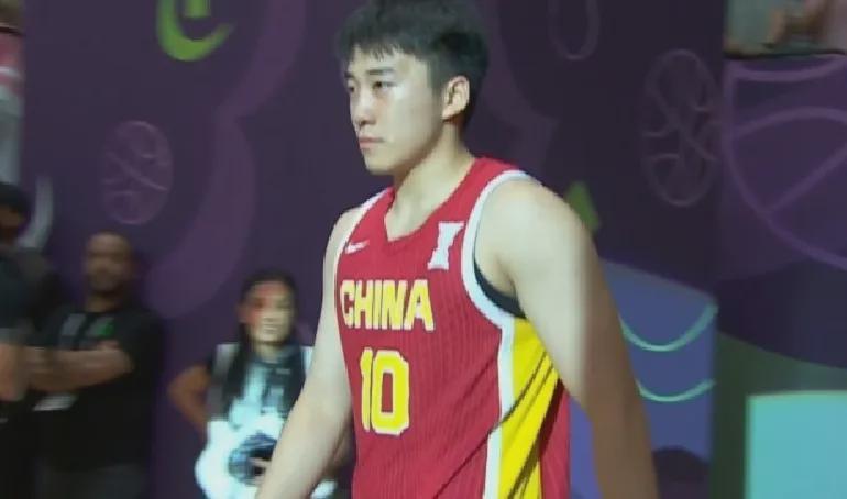 王俊杰亚运会表现低迷，中国男篮无缘奖牌