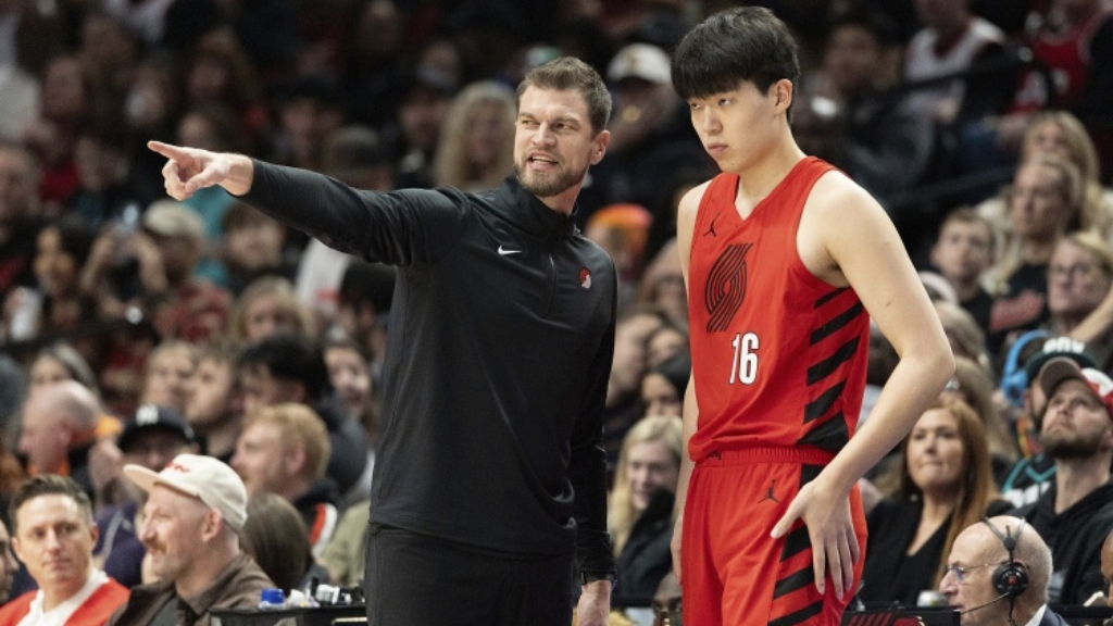 杨瀚森NBA生涯存疑，11月3日或成关键节点