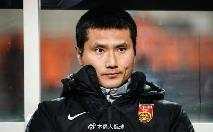 邵佳一考察4人客串右后卫 国足迎战巴勒斯坦