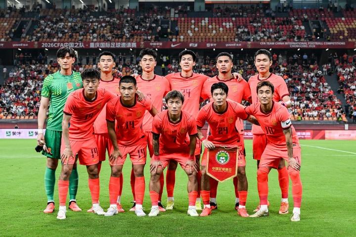 中国男足vs巴勒斯坦5胜2平保持不败进17球丢2球