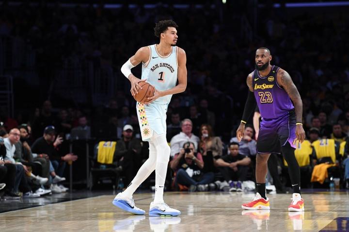 Skip:詹姆斯仍是联盟门面 NBA曾极力想将文班亚马推成国际门面