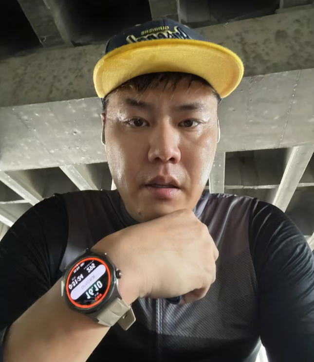 贺天举转型篮球解说,退役后生活幸福