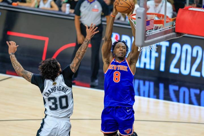 NBA季后赛贴身防守有效命中率排行榜：贾勒特·阿伦、文班亚马领衔，老詹第八