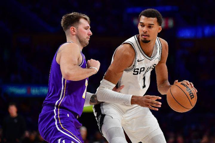 NBA西部球队排名预测:湖人、掘金、火箭等球队表现分析