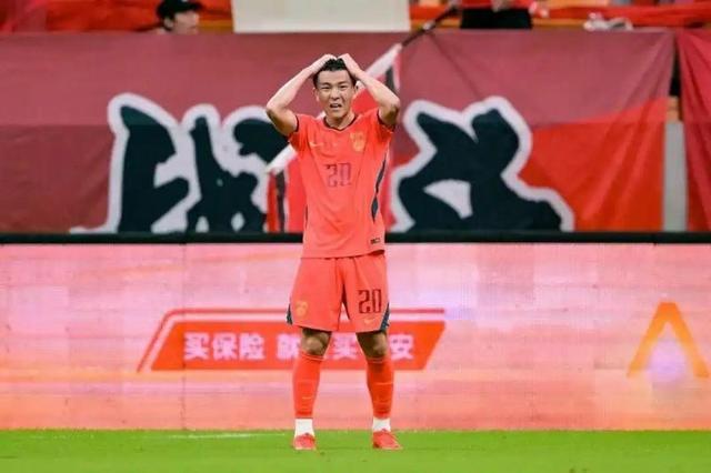 中国男足0比5惨败巴勒斯坦 首次正式比赛输球引争议