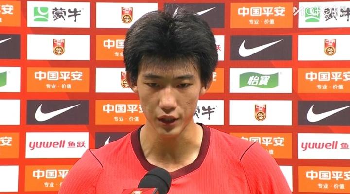 李璇:安排赵松源采访不一定是邵佳一决策,国足0-5惨败巴勒斯坦