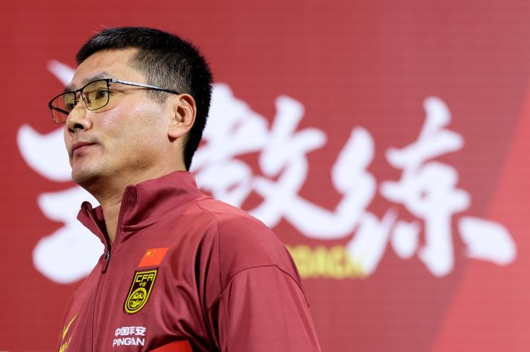 中国足球0-5惨败巴勒斯坦，上海媒体：国足必须换血重建