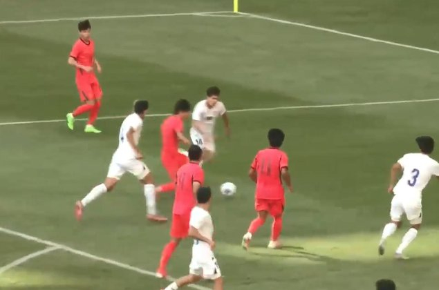 U23国足1-0乌兹别克斯坦 胡荷韬推射破门