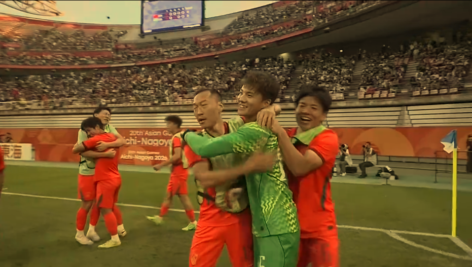 U23国足终结28年魔咒勇夺亚运铜牌 安帅赛后给李昊特殊待遇